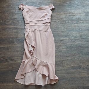 KNITEE OFF SHOULDER V-NECK RUFFLE PLEAT WAIST DRESS (SIZE S)